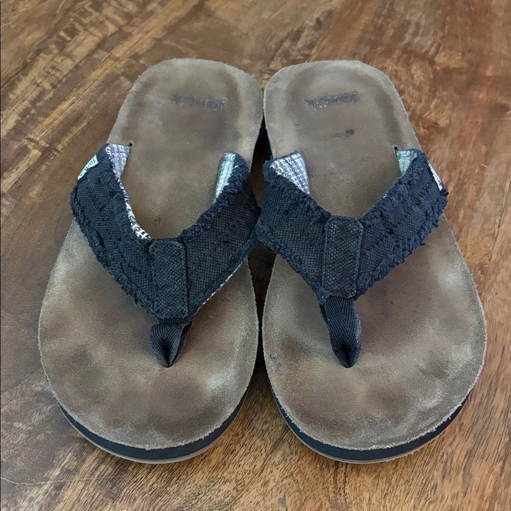 Sanuk Men’s Black Fraid Not Sandals size 7